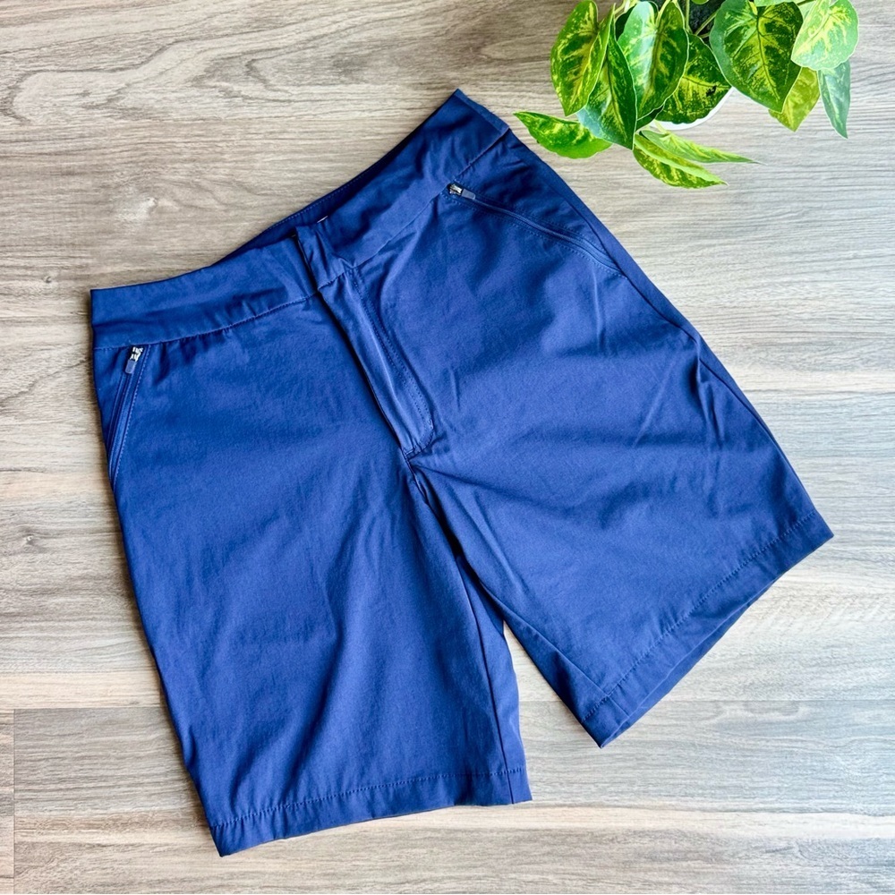 Tommy Bahama Deep Navy Blue Bermuda Active Shorts Women’s Size S‎